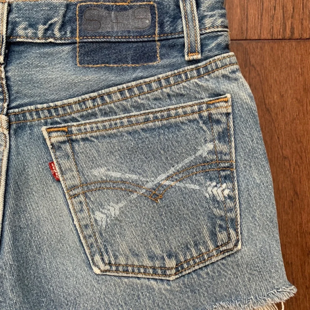 Vintage Levi’s One of a Kind - Picture 6 of 10